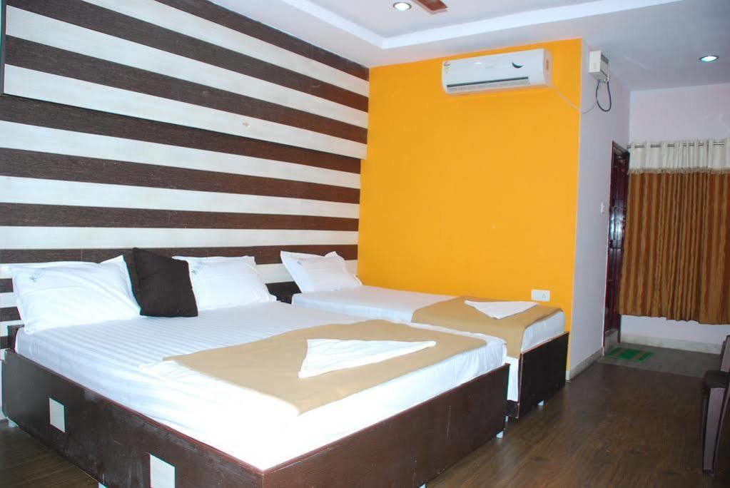 Hotel Jayalakshmi Residency Tirupati Exterior foto